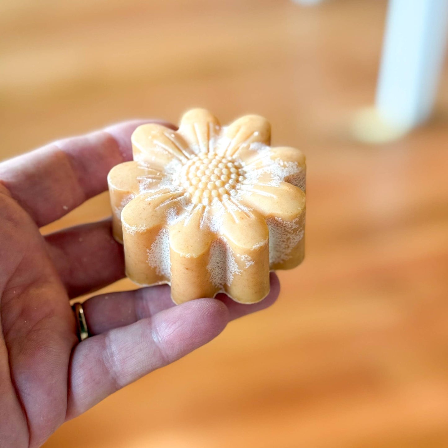 Dandelion Naturals - Honey Turmeric Tallow Face Bar Soap & Frankincense Face Wash