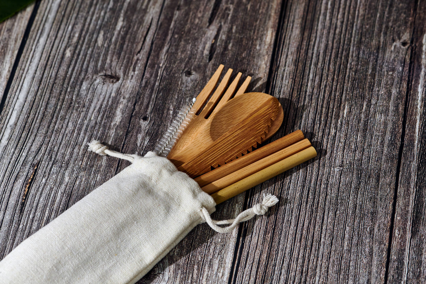 Desesh - Bamboo Cutlery Set in Cotton Bag