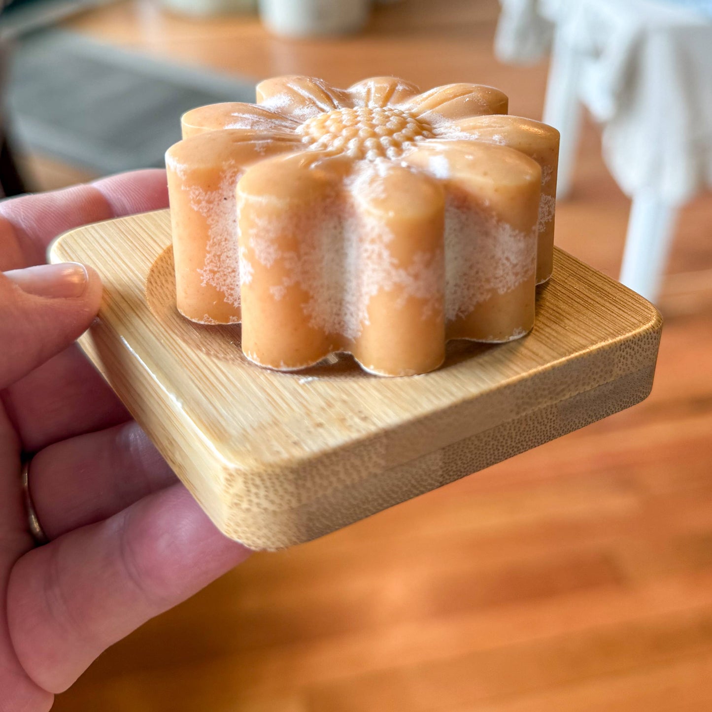 Dandelion Naturals - Honey Turmeric Tallow Face Bar Soap & Frankincense Face Wash
