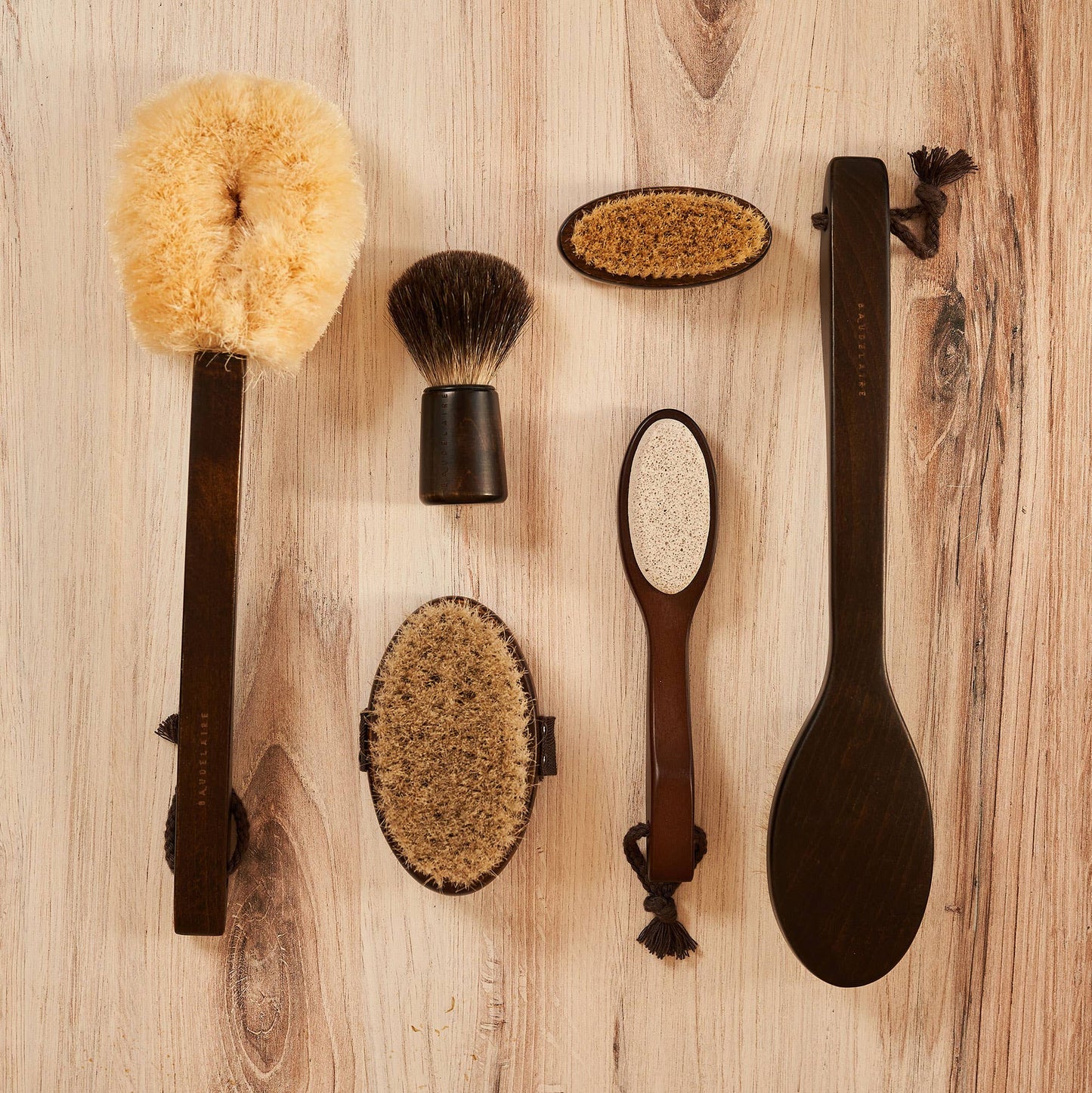 Baudelaire - Beechwood 4" Nail Brush