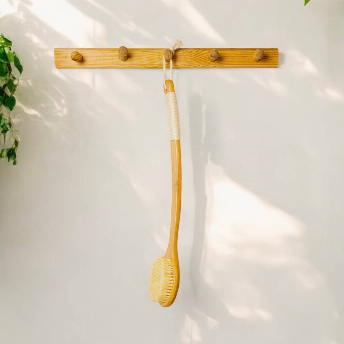 Bamboo Switch - Curved Bamboo Dry Brush