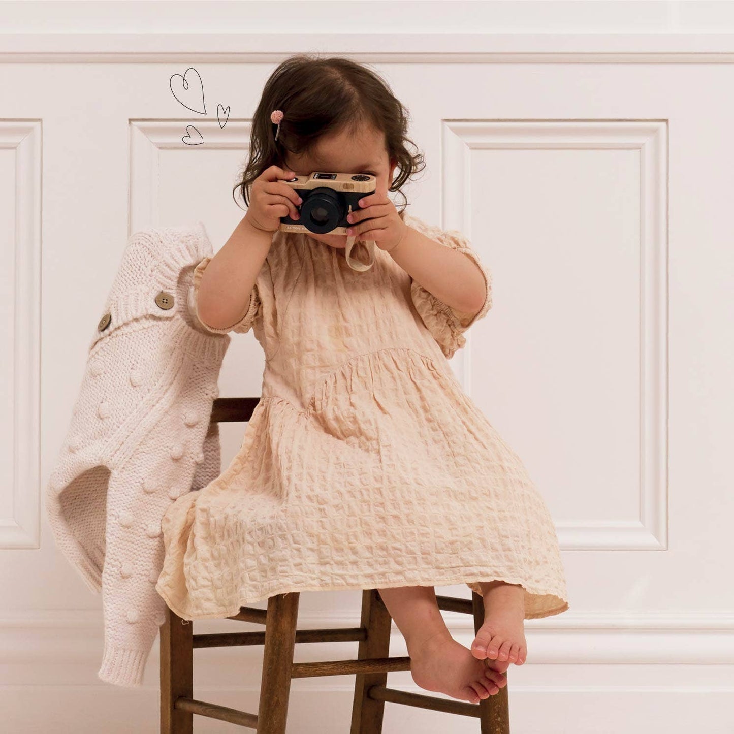 Le Toy Van, Inc. - Wooden Retro Camera