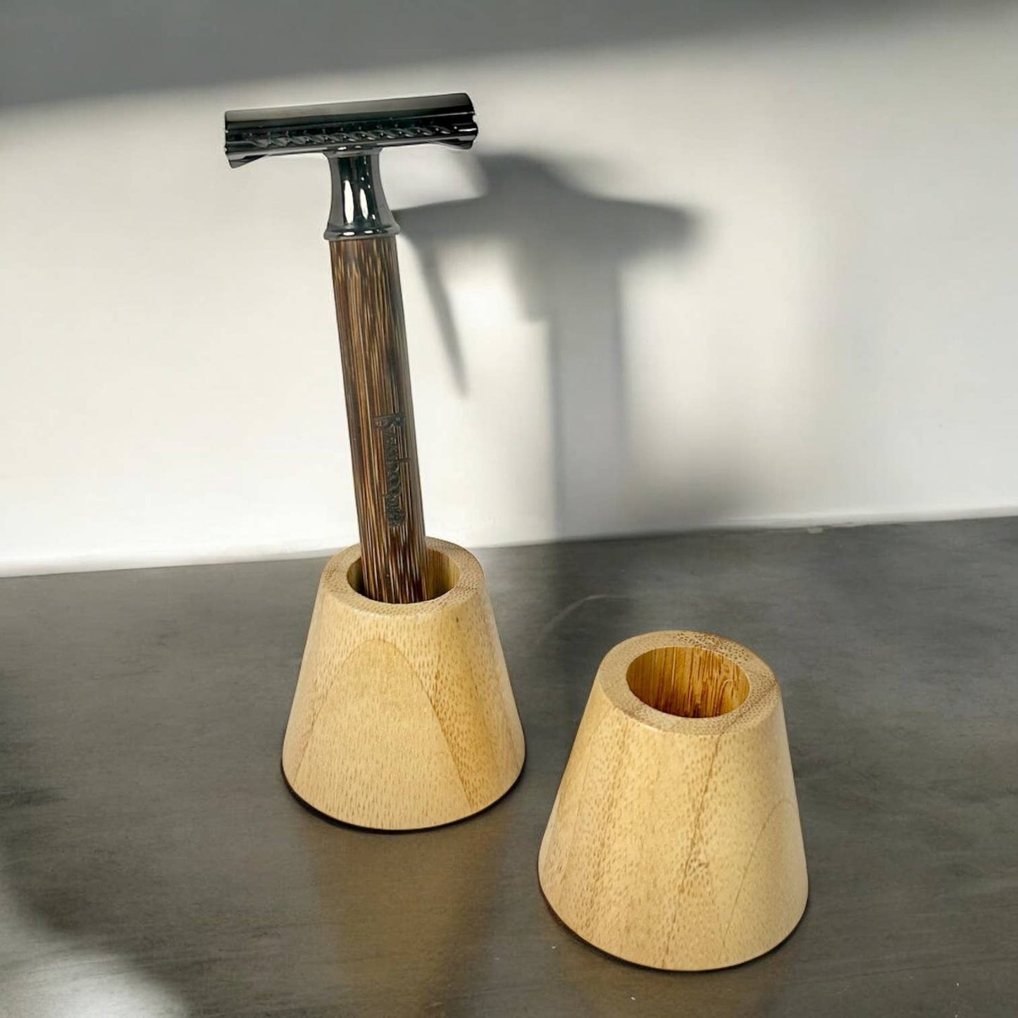 Bamboo Switch - Bamboo Razor Holder Stand