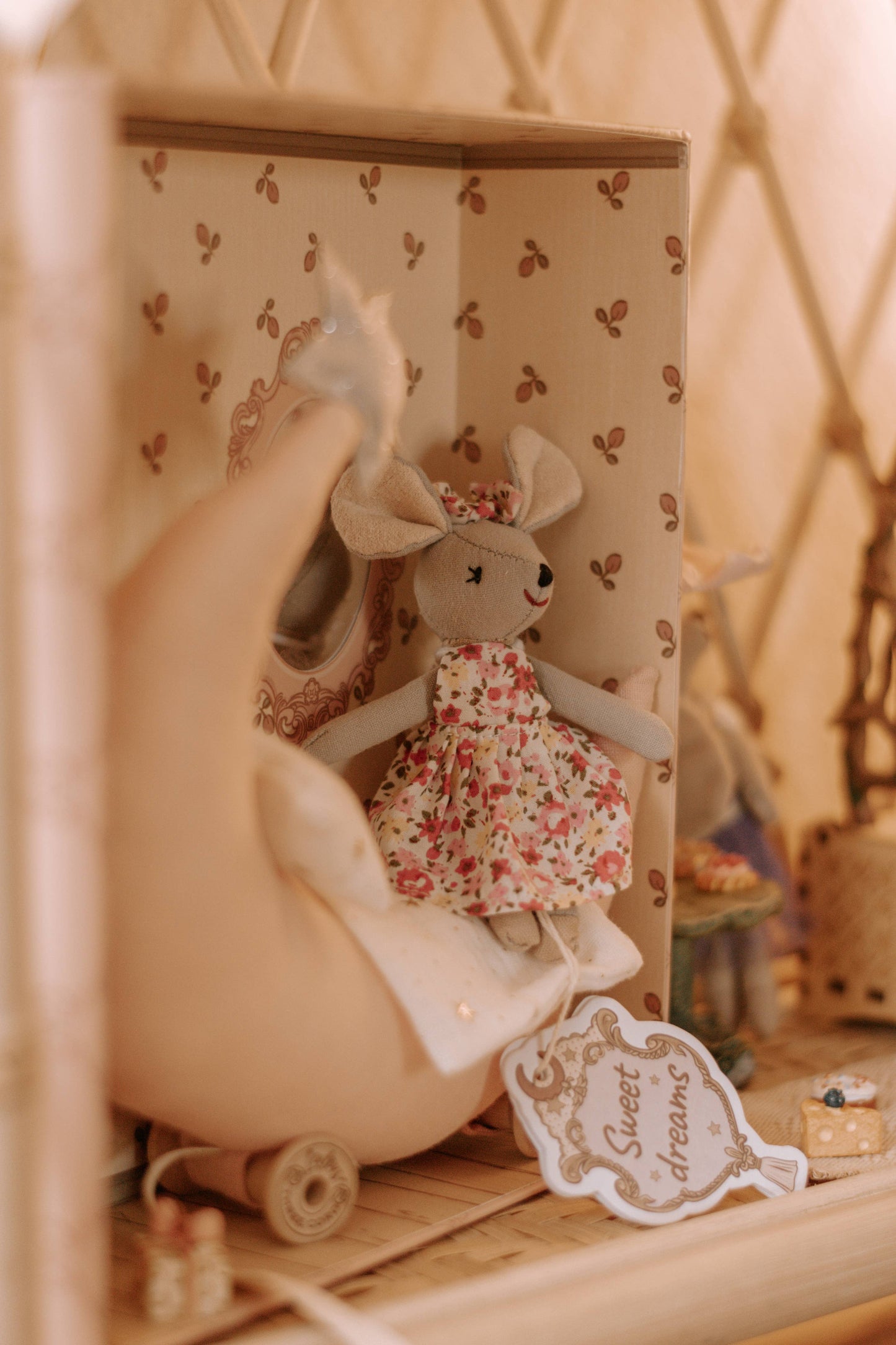 LEVLOVS - Mouse and the Moon Sweet Dreams Mouse