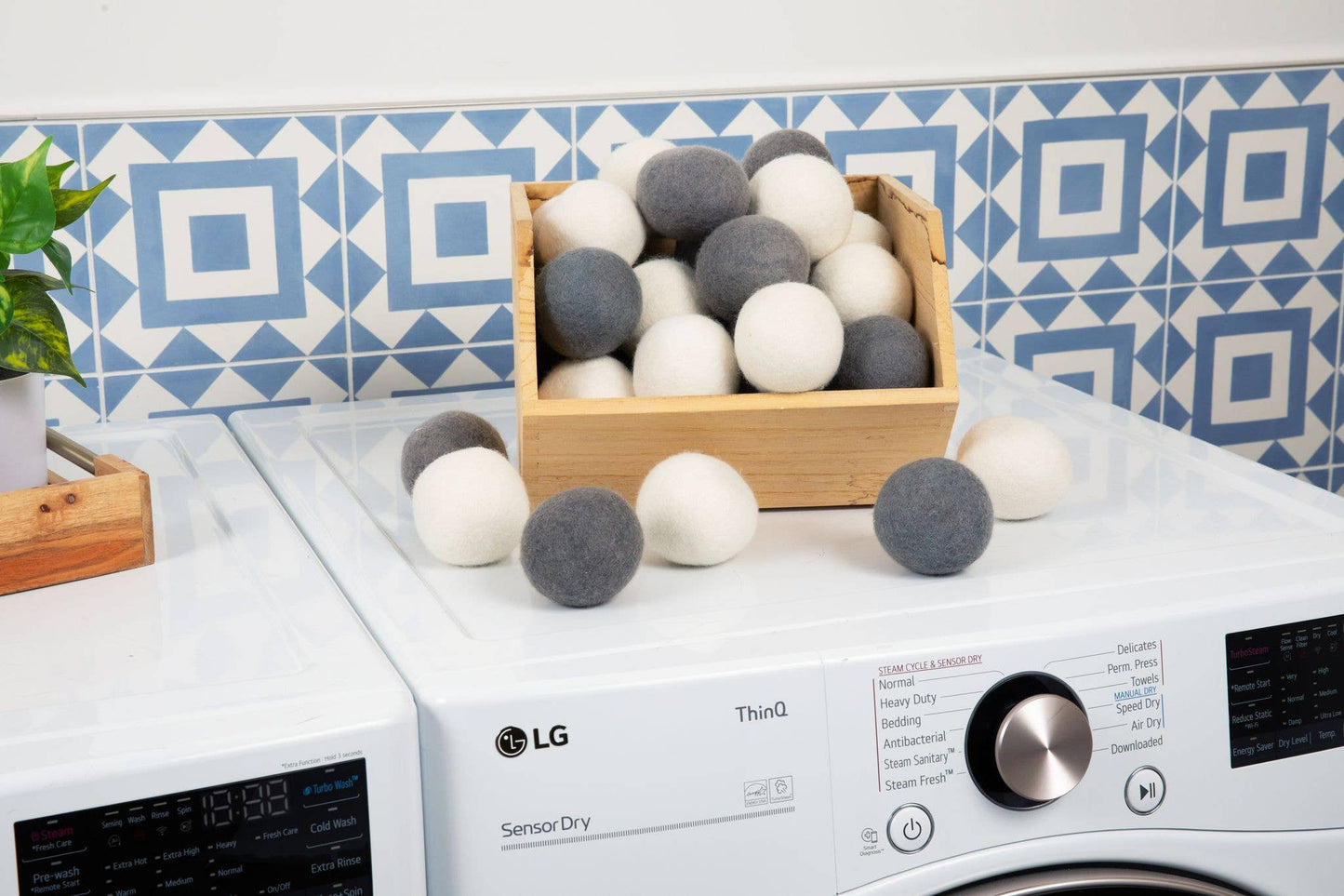 Bamboo Switch - Set of 6 Organic Wool Dryer Balls | Earth Day Bestseller