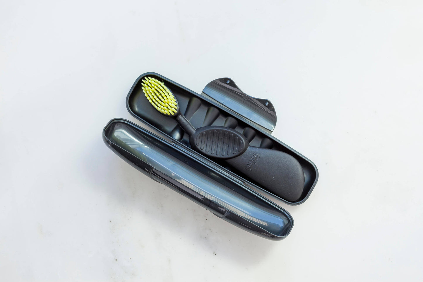 RADIUS - Big Brush/Flex Brush Toothbrush Travel Case